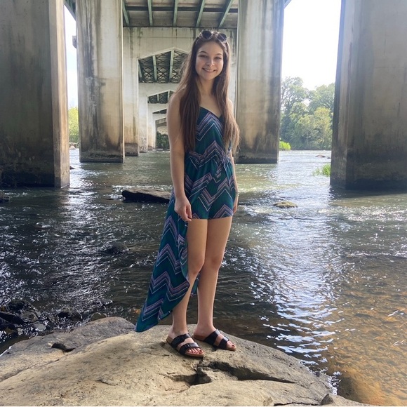 Gorgeous romper with train skirt - Picture 3 of 5